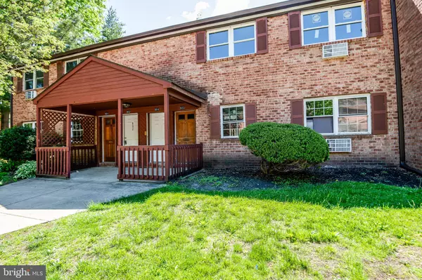 802 GARNET, Burlington Township, NJ 08016