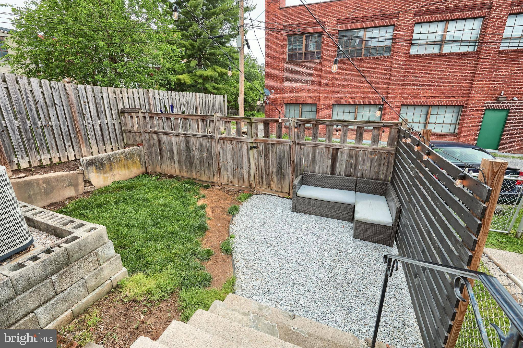York, PA 17401,41 N NEWBERRY ST