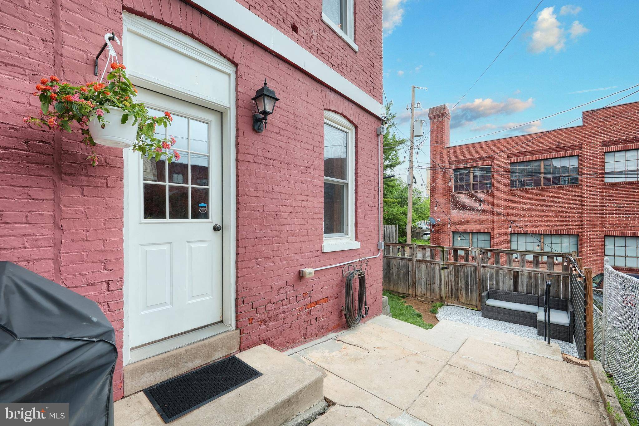 York, PA 17401,41 N NEWBERRY ST