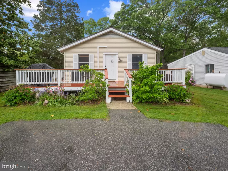 5616 CARROLL ST, Churchton, MD 20733