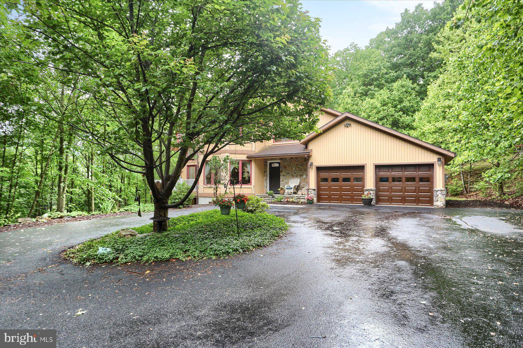 Shermans Dale, PA 17090,712 BOWER RD
