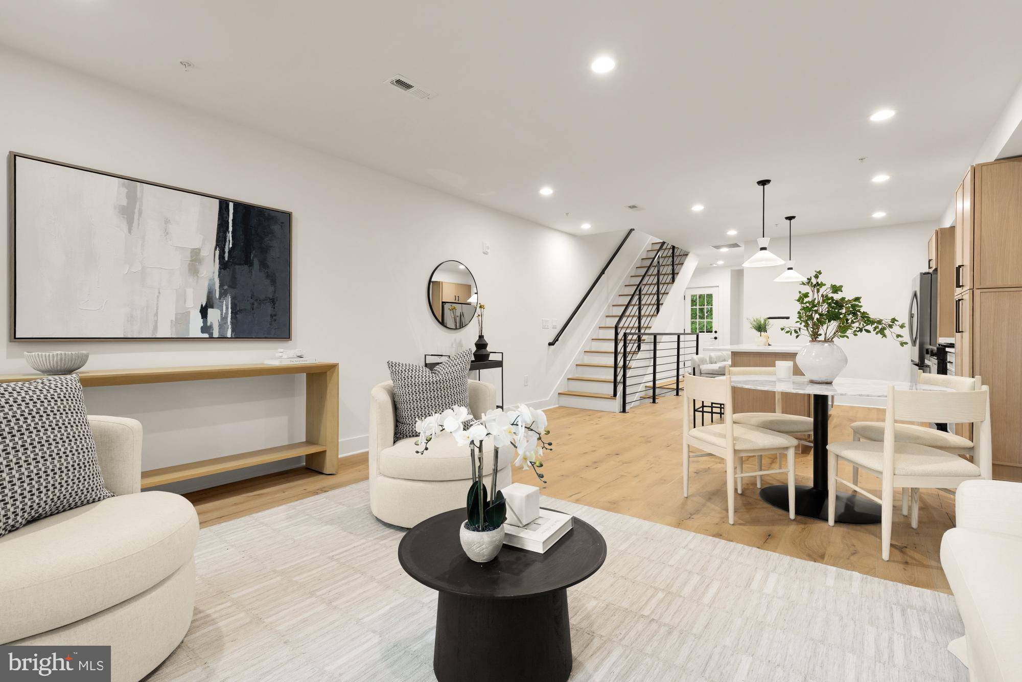 Washington, DC 20002,1325 ORREN ST NE #4
