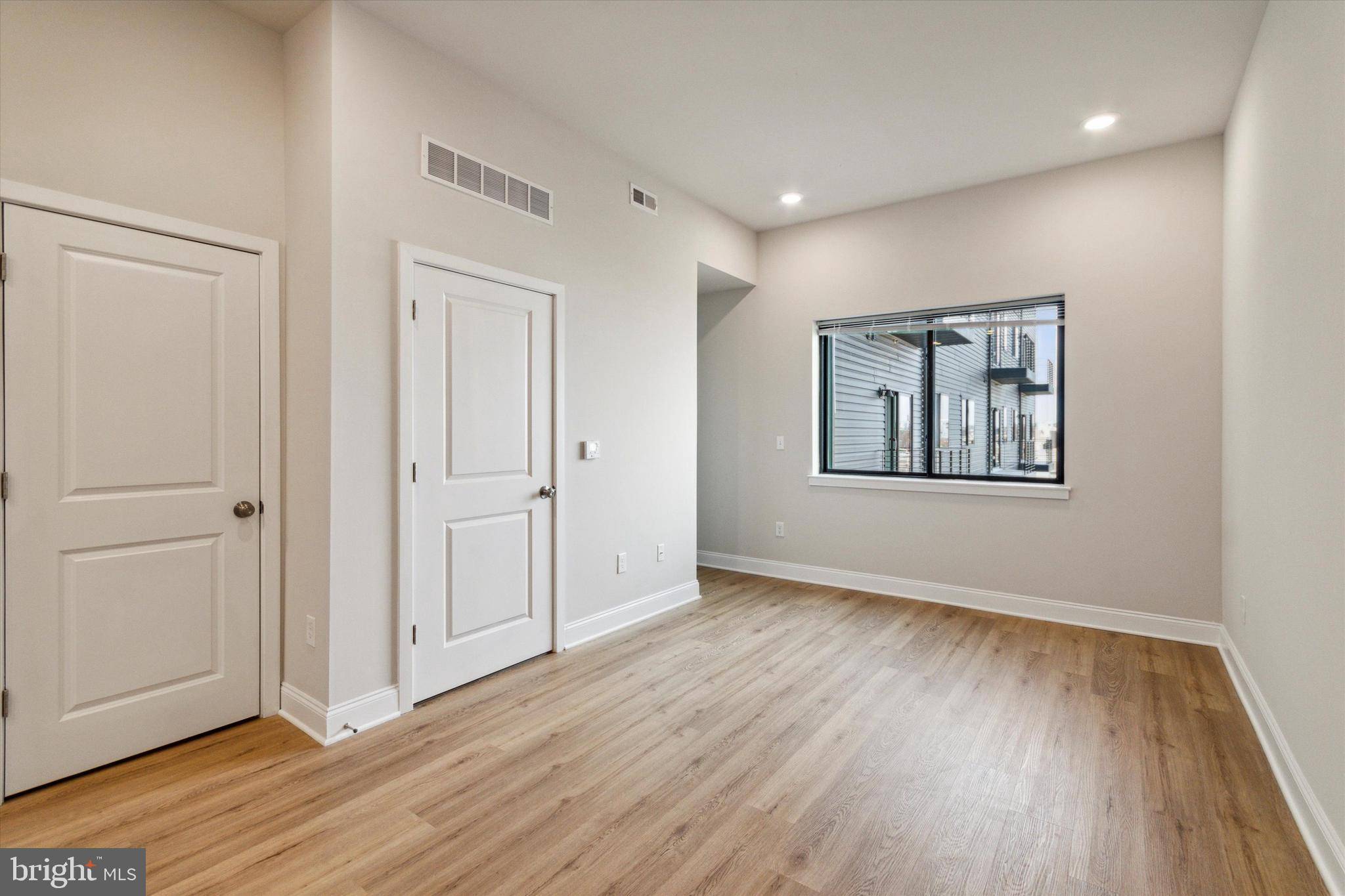 Philadelphia, PA 19125,2157 E LEHIGH AVE #401