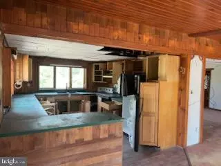 Tuckerton, NJ 08087,5573 ROUTE 9