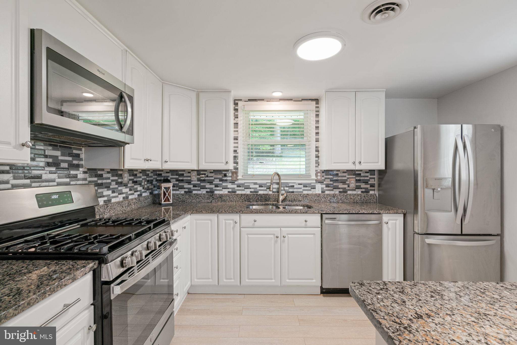 Woodbridge, VA 22193,4405 EVANSDALE RD