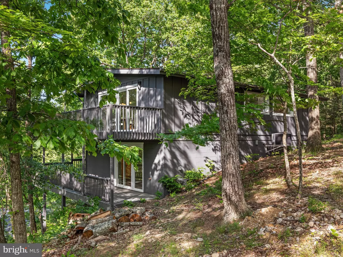 Basye, VA 22810,139 LAURA CT