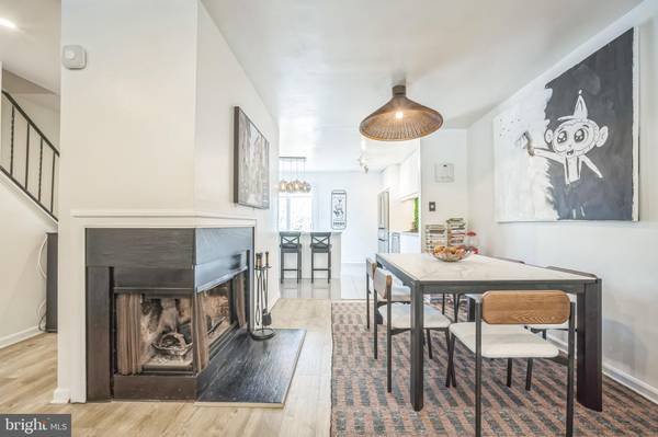 Chantilly, VA 20151,4113 PLACID LAKE CT