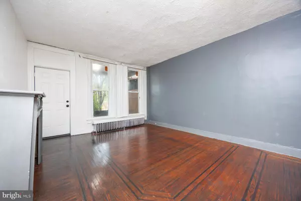 Baltimore, MD 21218,435 ILCHESTER AVE