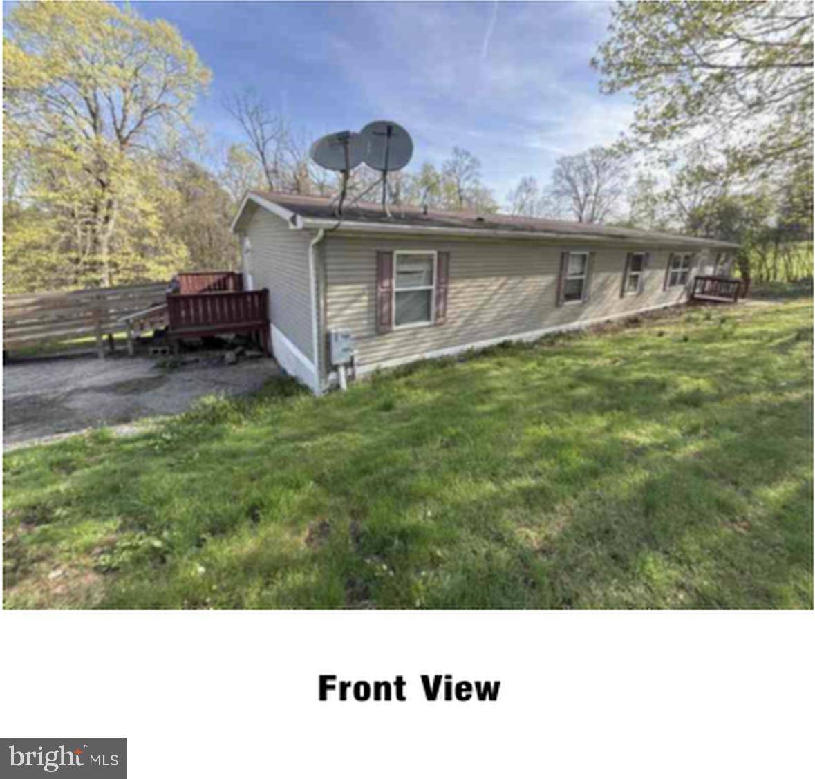 9 COYLE CURTAIN RD, Charleroi, PA 15022