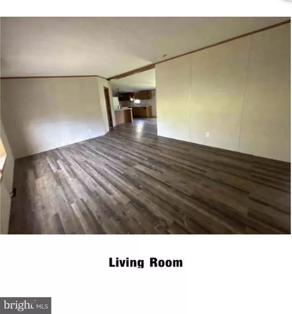 Charleroi, PA 15022,9 COYLE CURTAIN RD