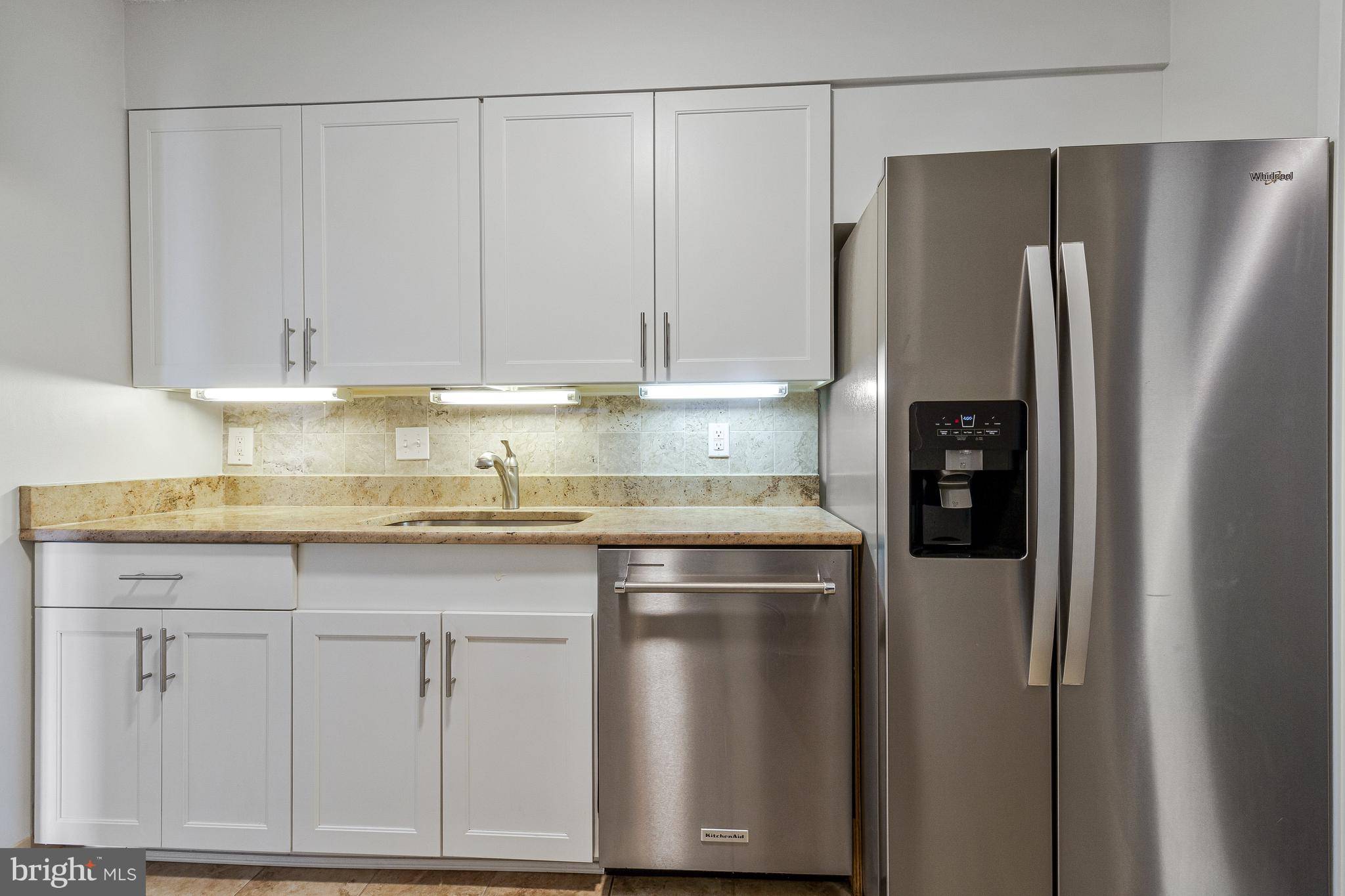 Arlington, VA 22203,3800 FAIRFAX DR #1011