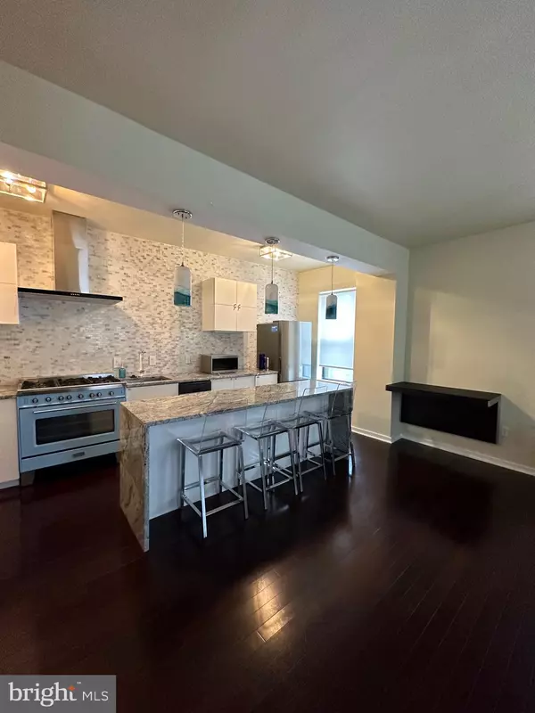 Baltimore, MD 21202,1001 SAINT PAUL ST #2C