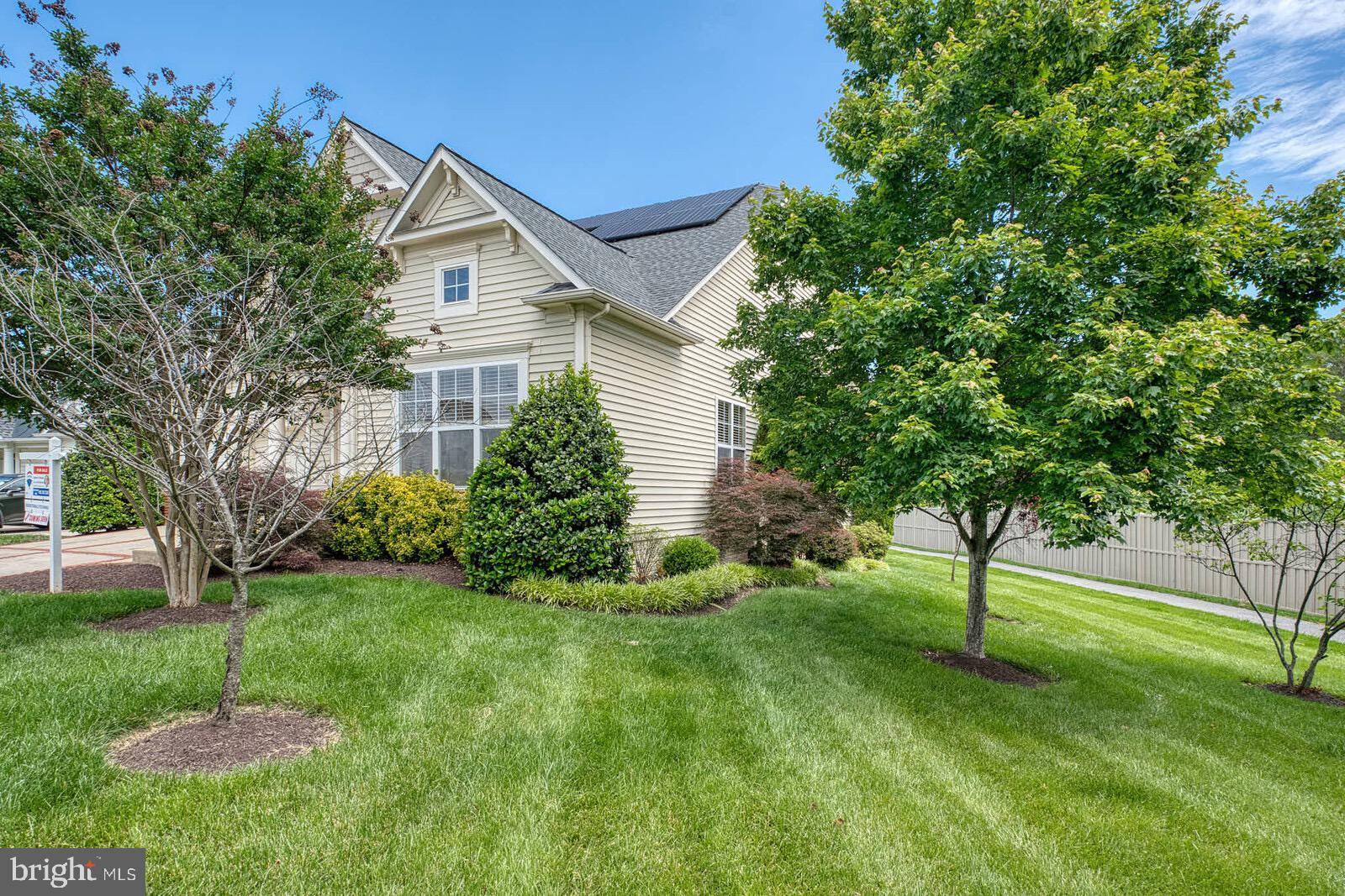 Laurel, MD 20707,7419 NEAR THICKET WAY