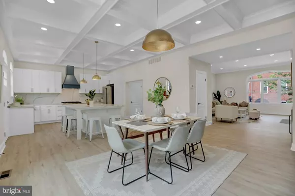 Baltimore, MD 21202,213 S HIGH ST