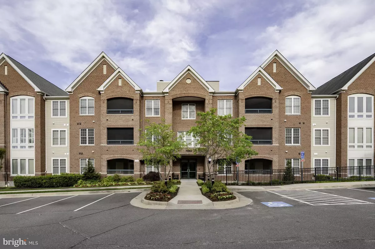 Gainesville, VA 20155,7055 HERITAGE HUNT DR #207