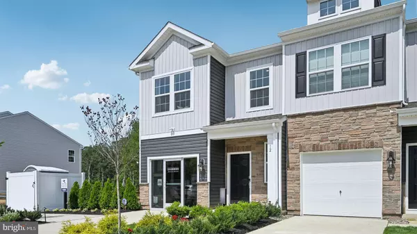 Runnemede, NJ 08078,33 WHALER DRIVE