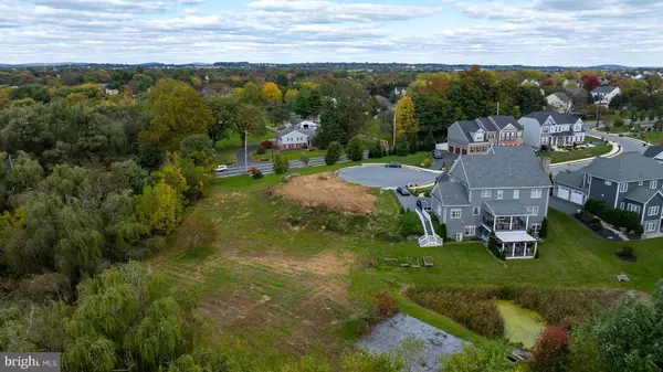 Lancaster, PA 17601,398 FERN LN #7