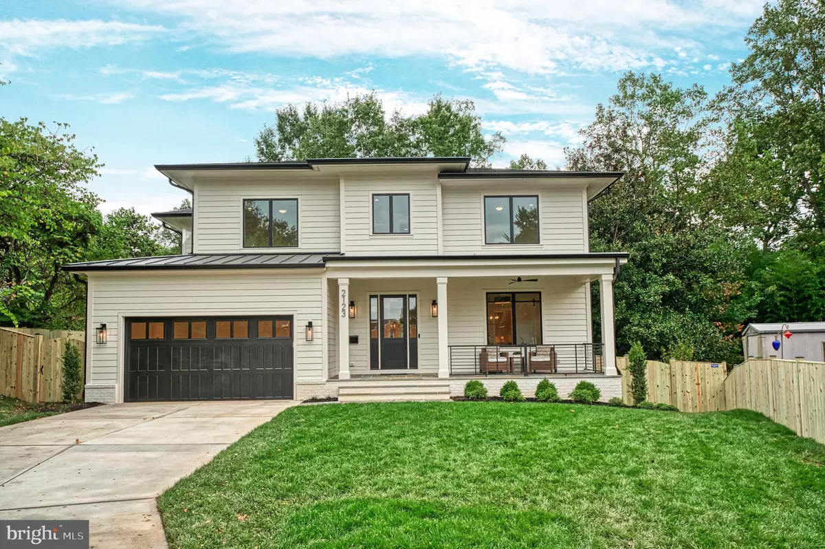 Falls Church, VA 22043,2123 NATAHOA CT