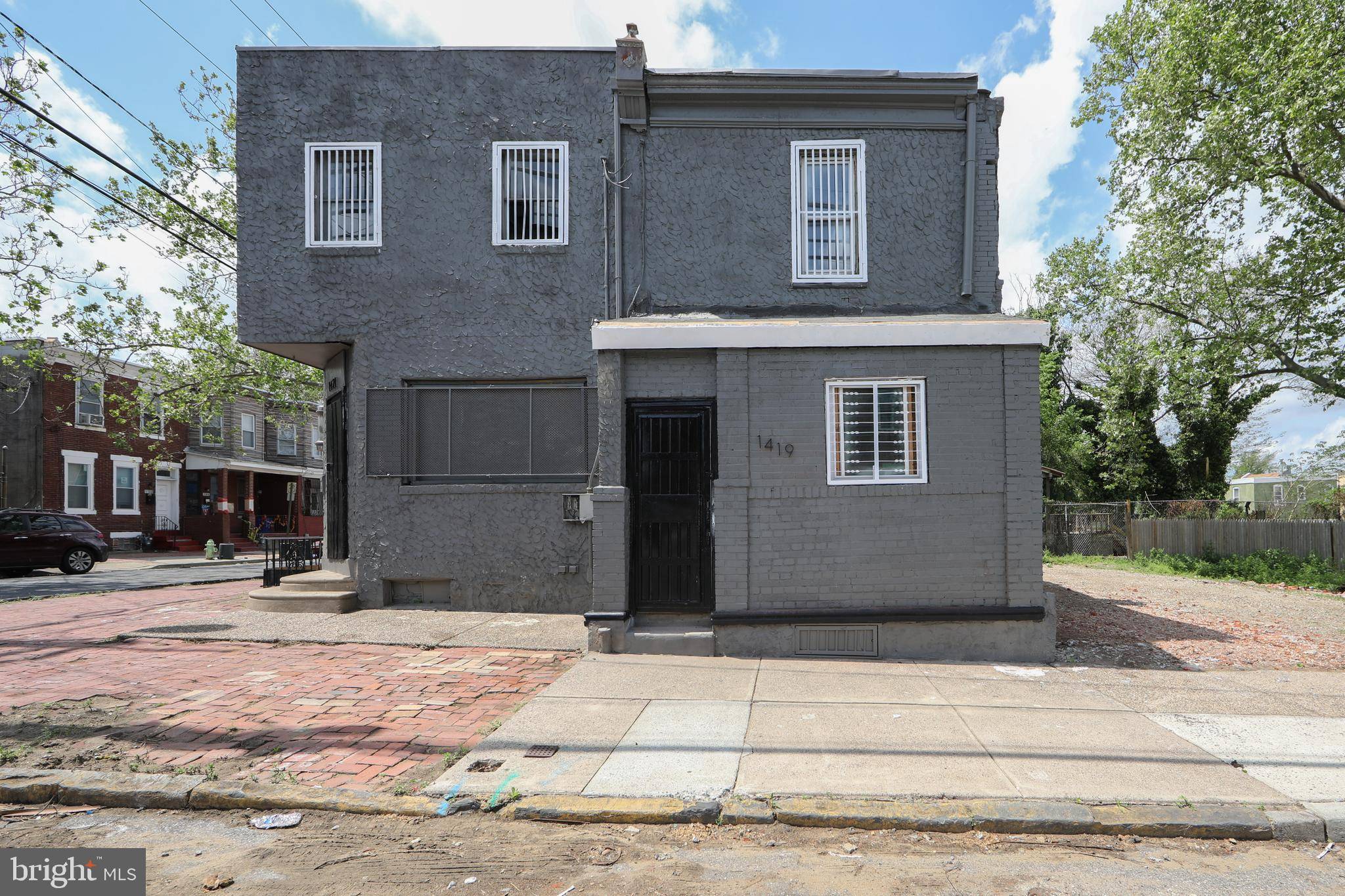 Camden, NJ 08104,1421 LOUIS ST