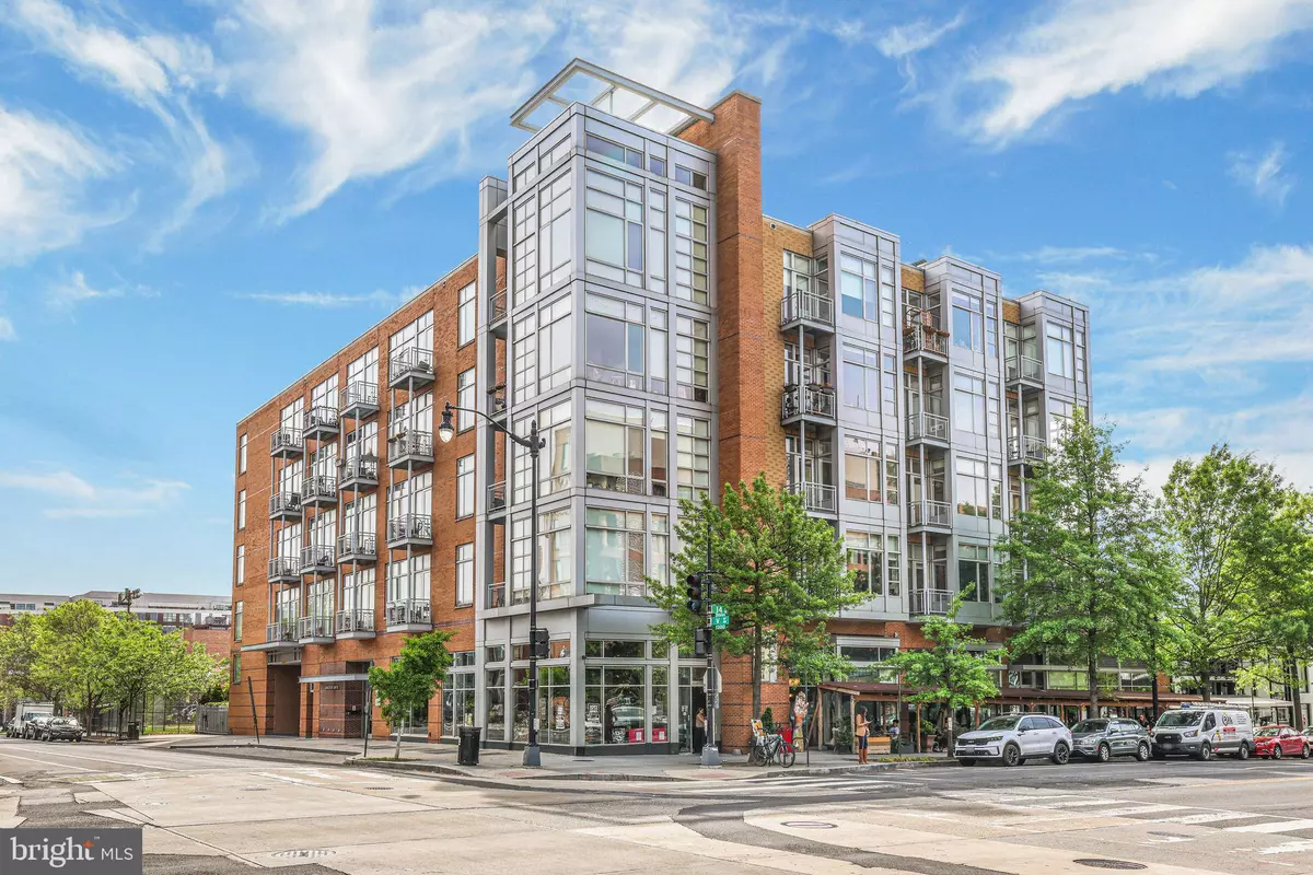 Washington, DC 20009,1390 V ST NW #403