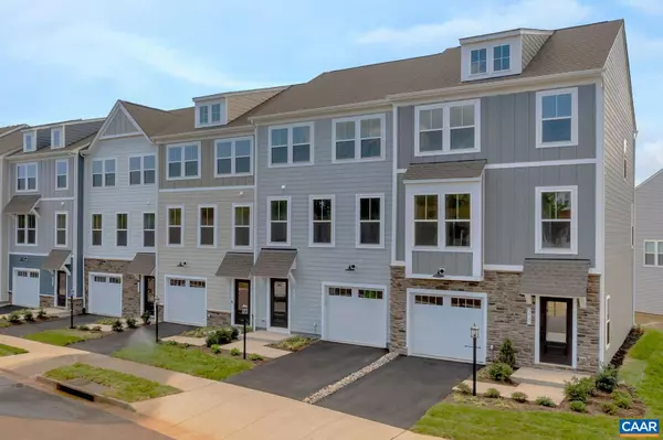 5001 DUNNAGAN DR, Crozet, VA 22932