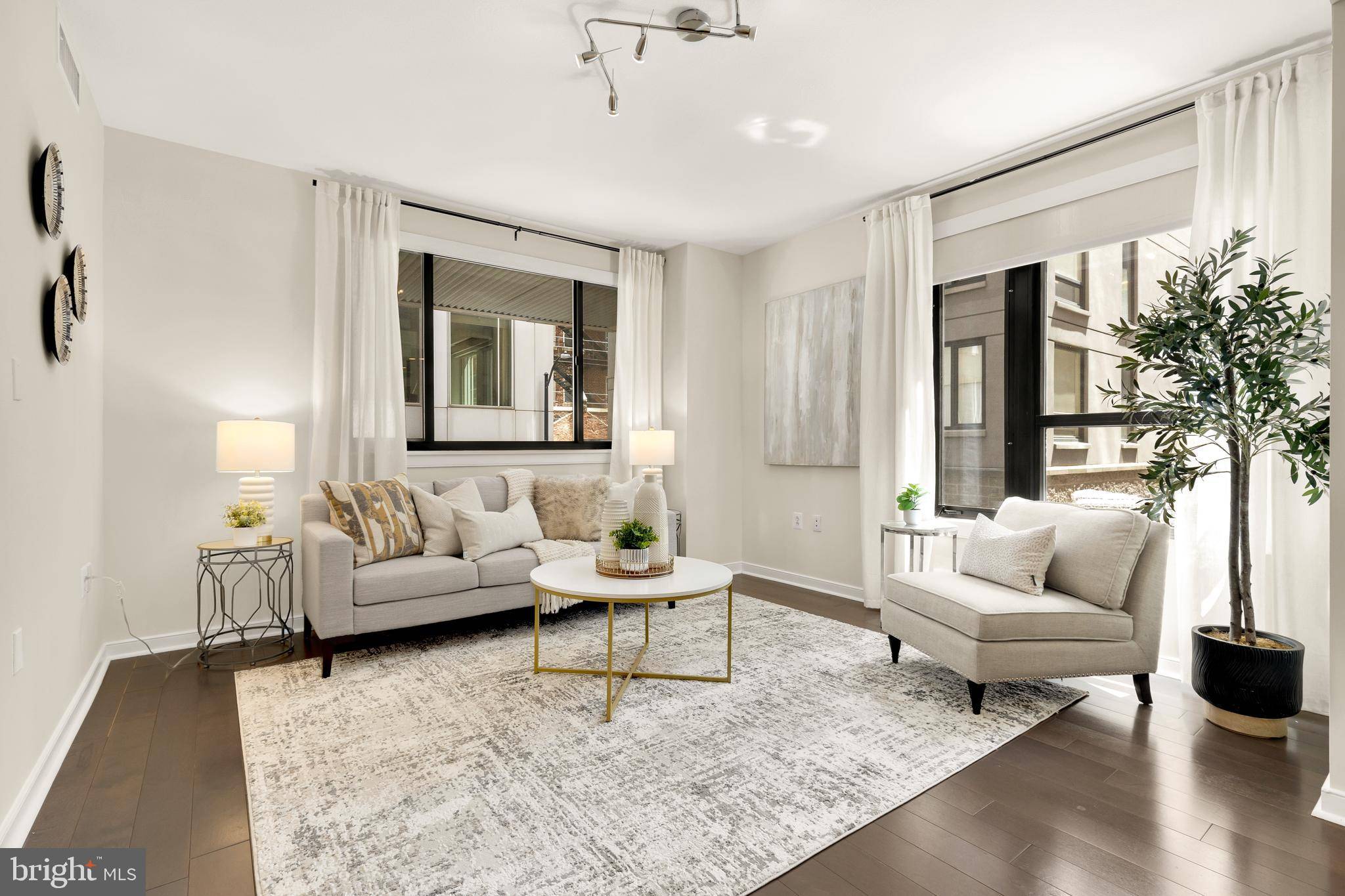 1010 MASSACHUSETTS AVE NW #211, Washington, DC 20001