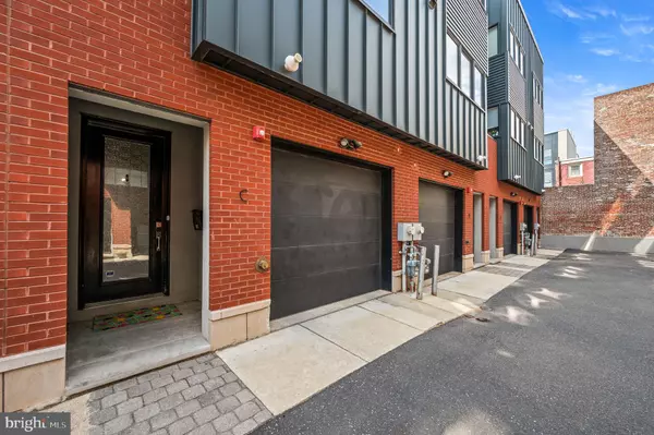 Philadelphia, PA 19147,307-9 REED ST #C