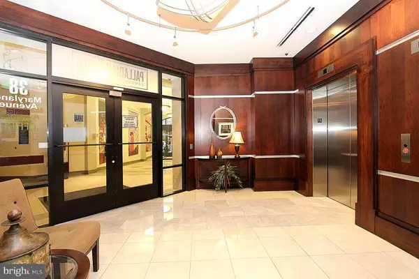Rockville, MD 20850,38 MARYLAND AVE #512