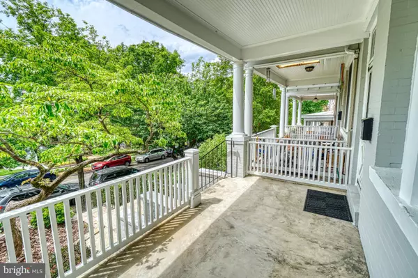 Washington, DC 20010,1821 KILBOURNE PL NW