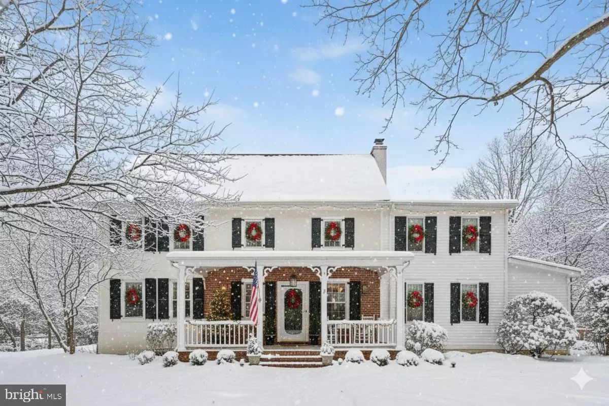 Moorestown, NJ 08057,801 COX RD