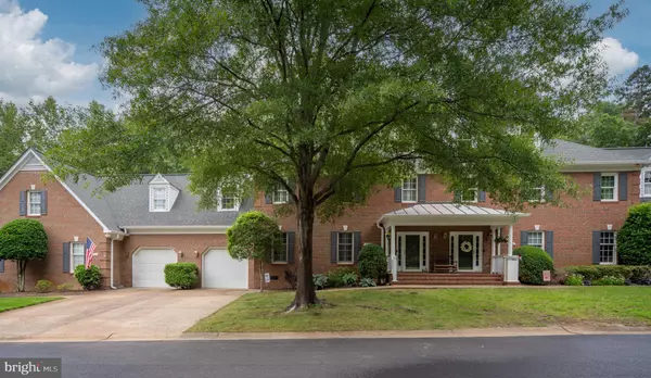 3910 CORBIN HALL LN, Fredericksburg, VA 22408