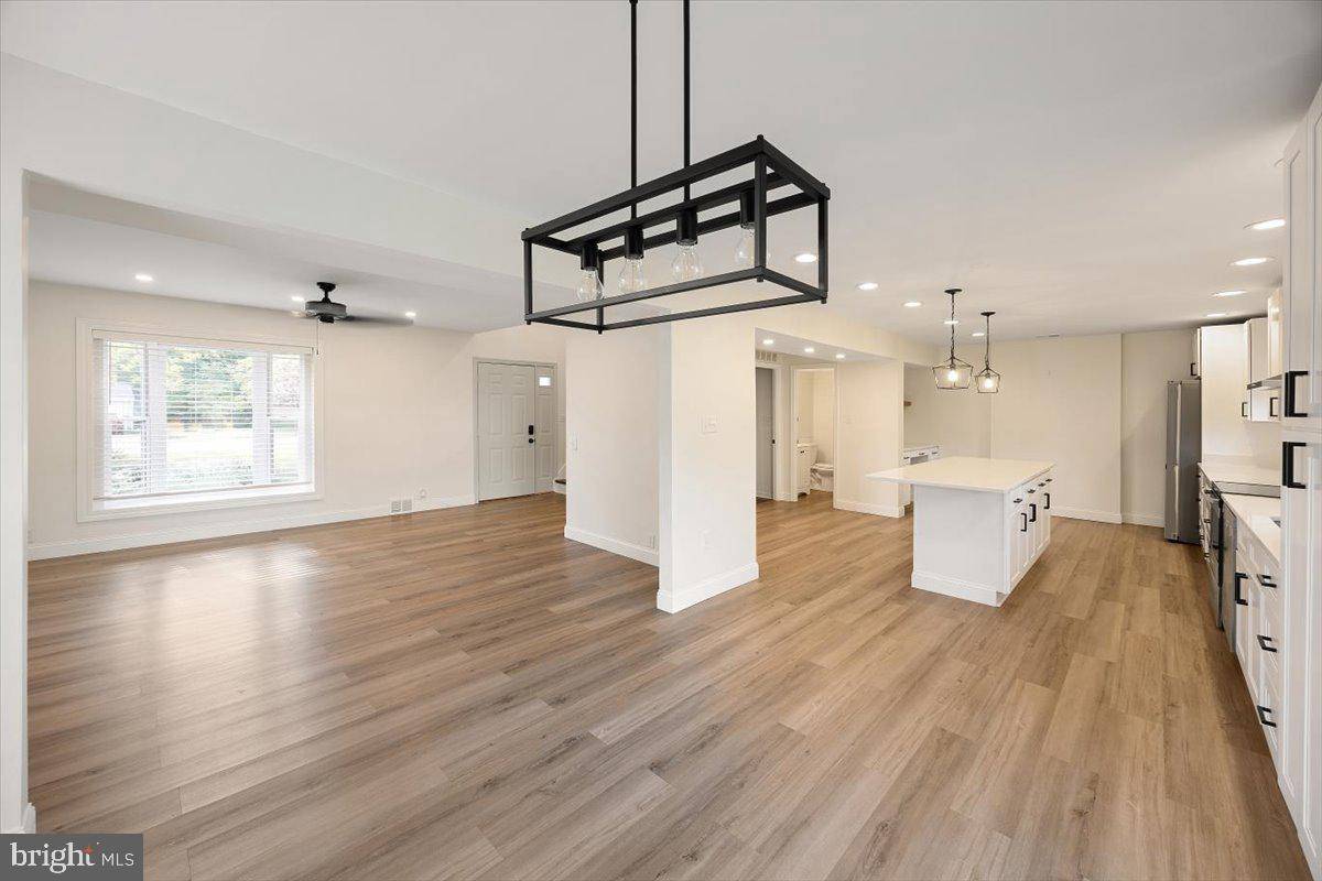 Derwood, MD 20855,11 MILLCREST CT