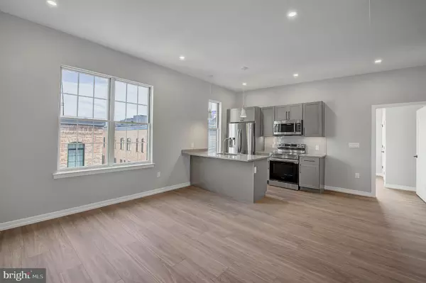 Philadelphia, PA 19146,2445 INNOVATOR WAY #4I