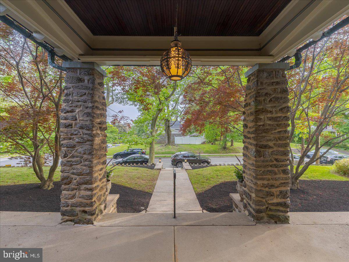 Elkins Park, PA 19027,109 SURREY RD