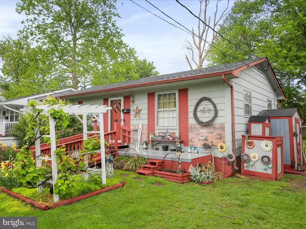 Front Royal, VA 22630,1311 MONROE AVE
