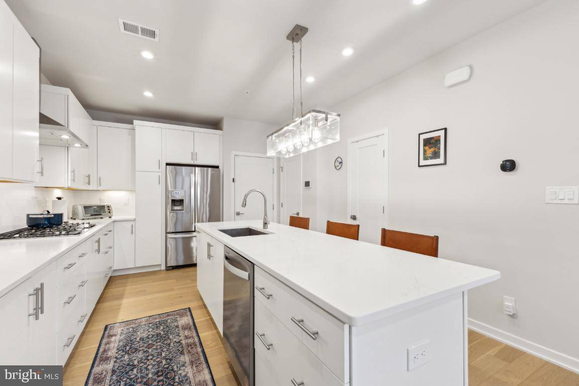 Mclean, VA 22102,7421 BACKETT WOOD TER #1311