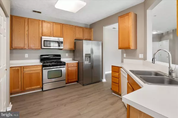 Odenton, MD 21113,2404 CHESTNUT TERRACE CT #201