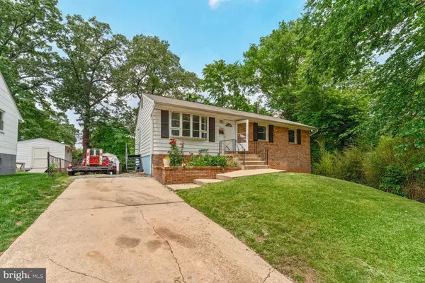 8904 MADISON ST, New Carrollton, MD 20784