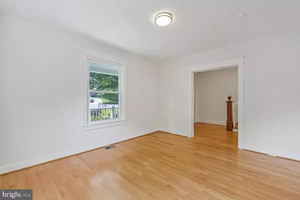 Washington, DC 20018,1704 KEARNY ST NE