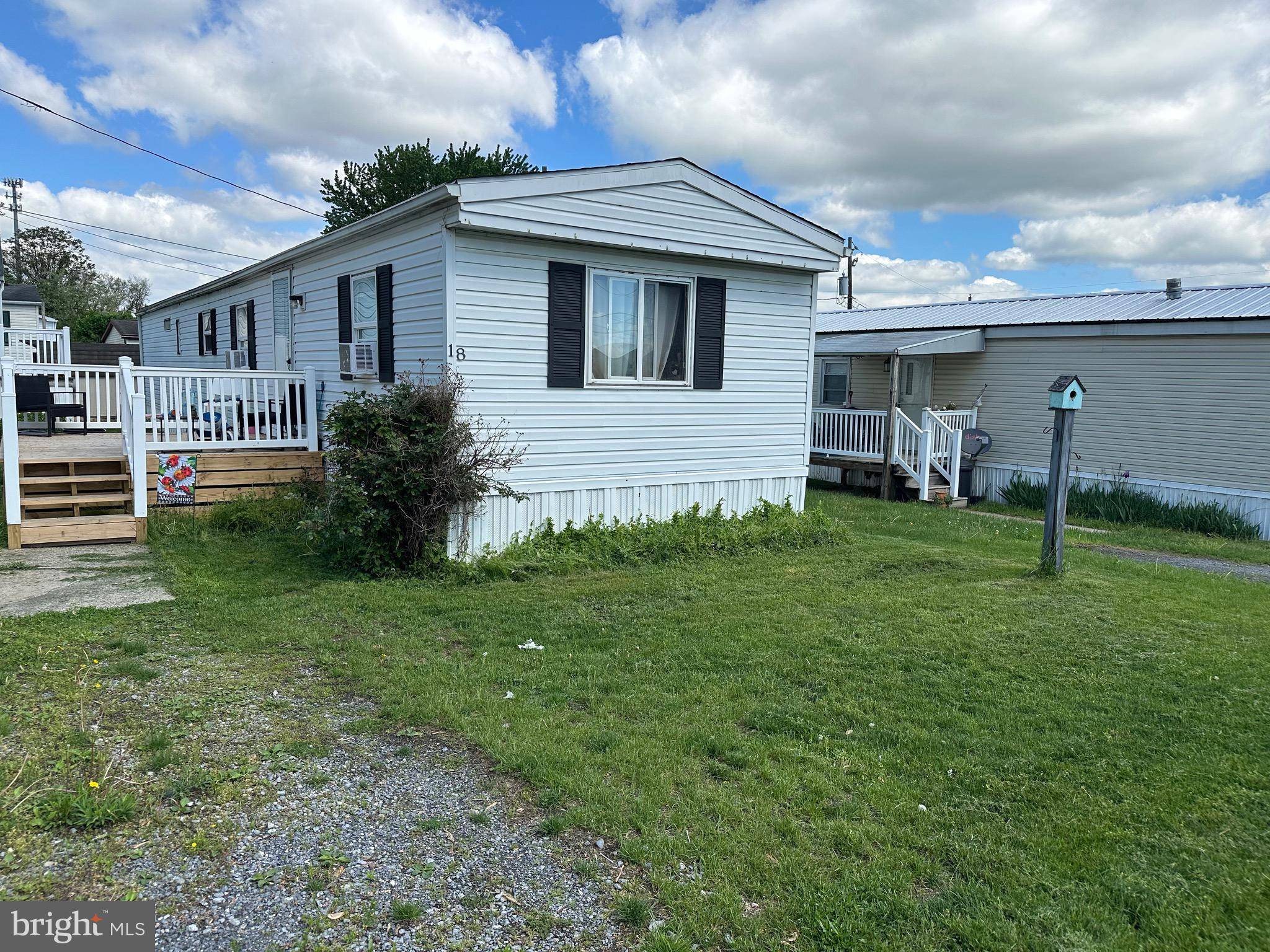 6801 PENN AVE #TRLR 18, Wernersville, PA 19565
