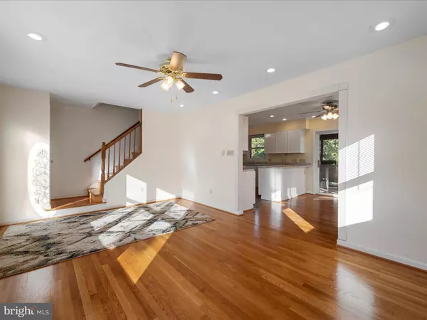 Leesburg, VA 20175,414 MADISON CT SE