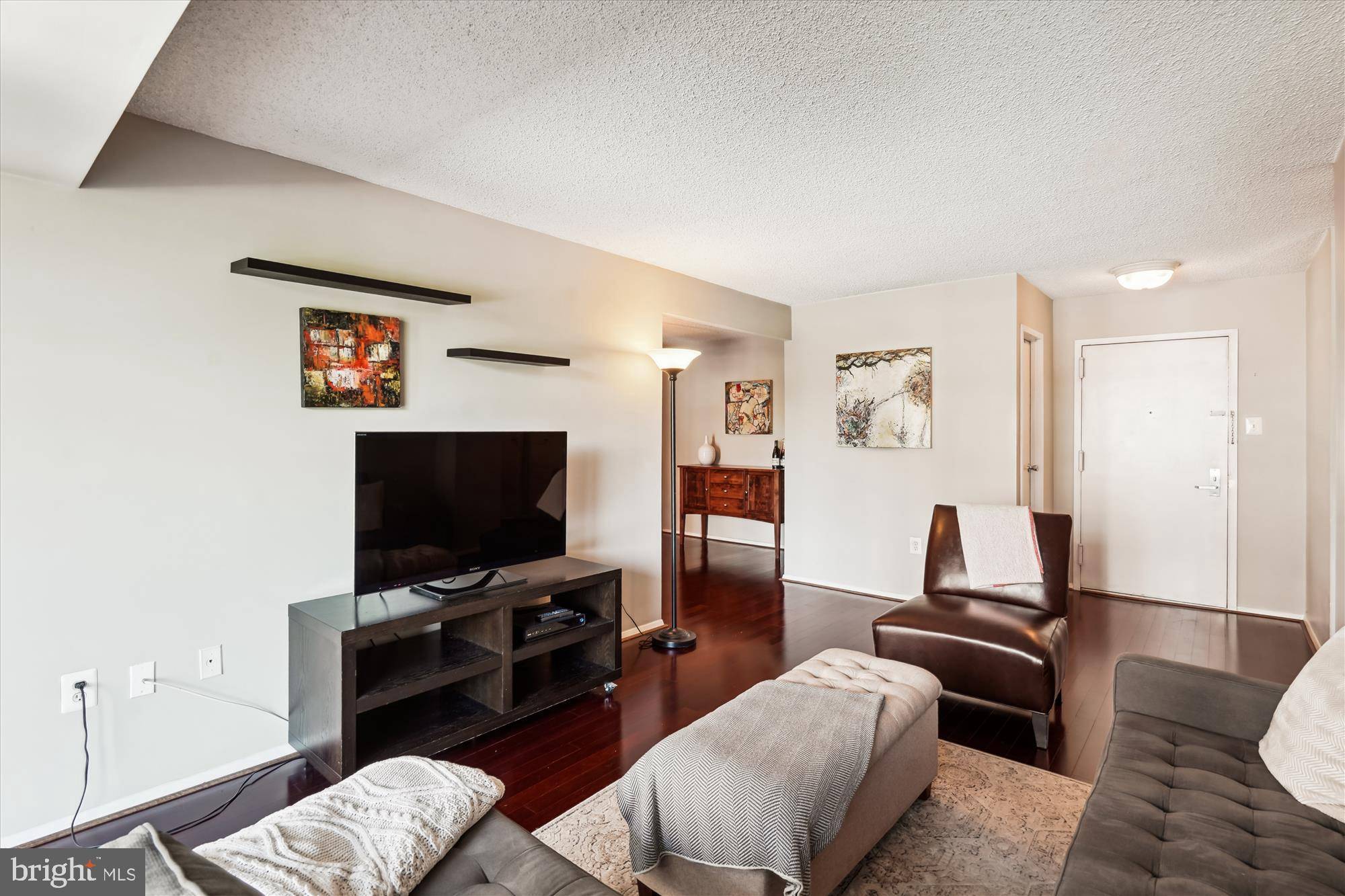 Arlington, VA 22204,4500 S FOUR MILE RUN DR #110