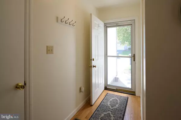 State College, PA 16801,121 WASHINGTON PL