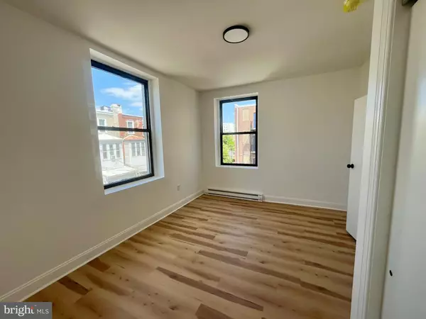 Philadelphia, PA 19104,4413 WALNUT ST #3R