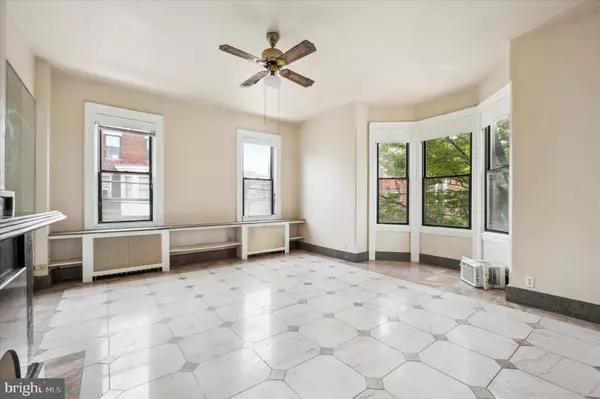 Philadelphia, PA 19148,1648 S 13TH ST #B