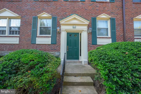 Wayne, PA 19087,500 E LANCASTER #103C