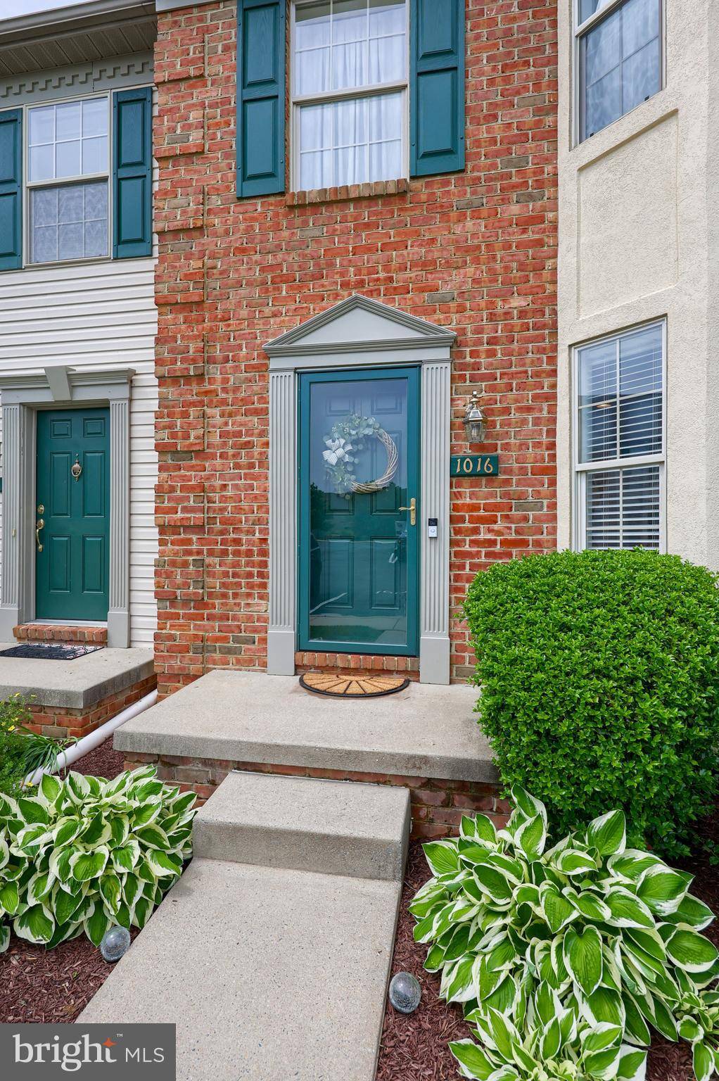Lancaster, PA 17601,1016 COBBLESTONE LN