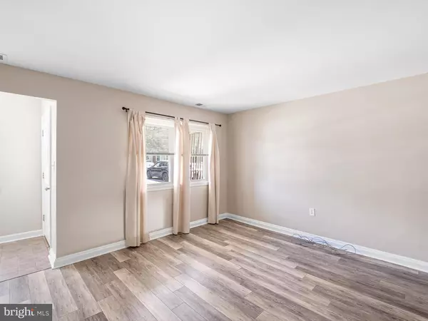 Newark, DE 19711,9 PATRICK HENRY CT