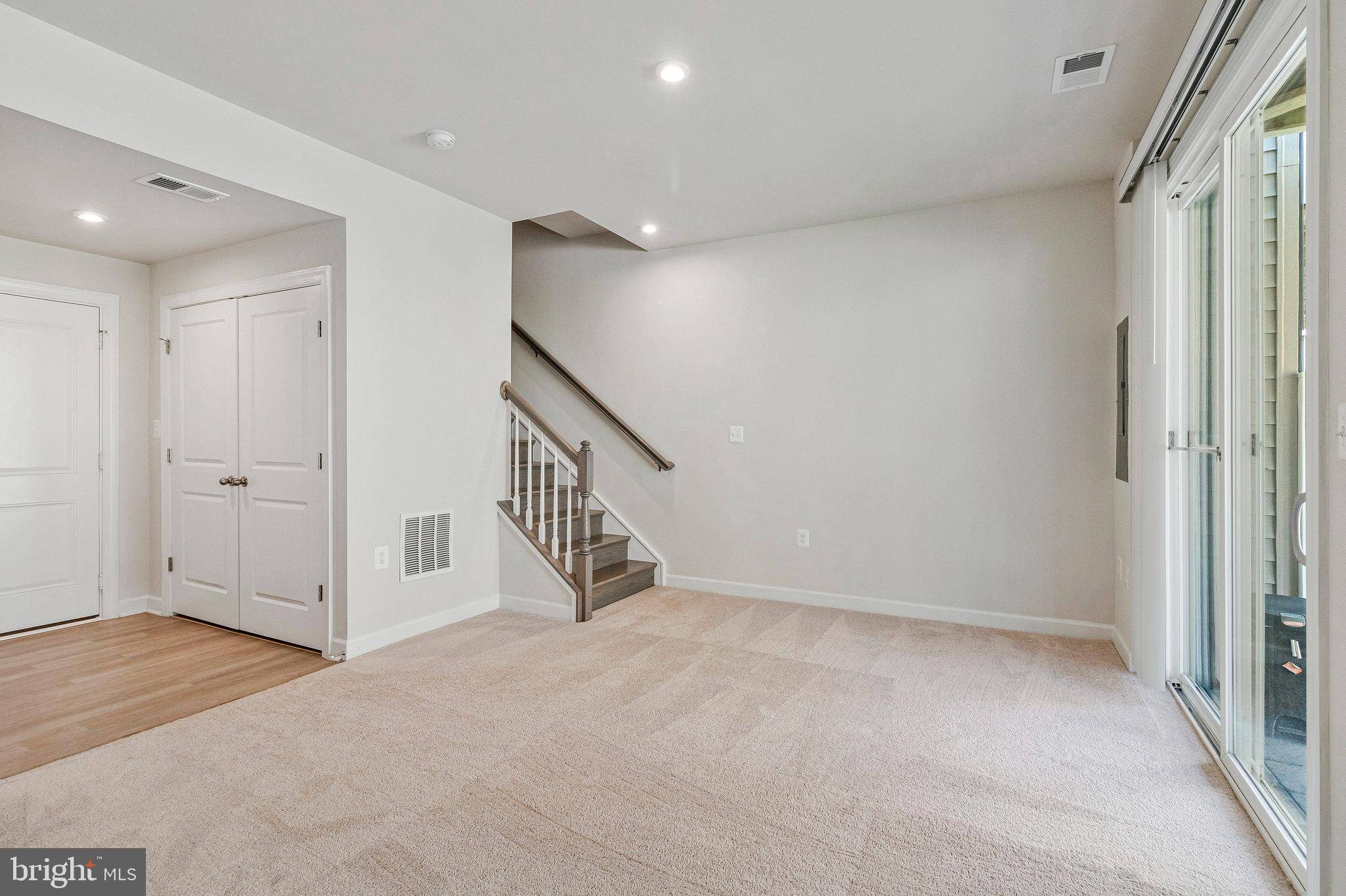 Alexandria, VA 22306,2820 HOKIE LN