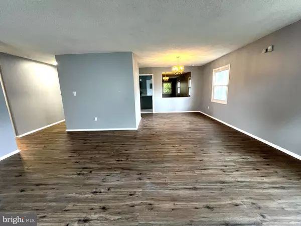 Willingboro, NJ 08046,67 MEDFORD LN